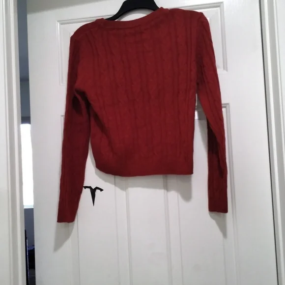 Orange/red knit long sleeve - Picture 2 of 2
